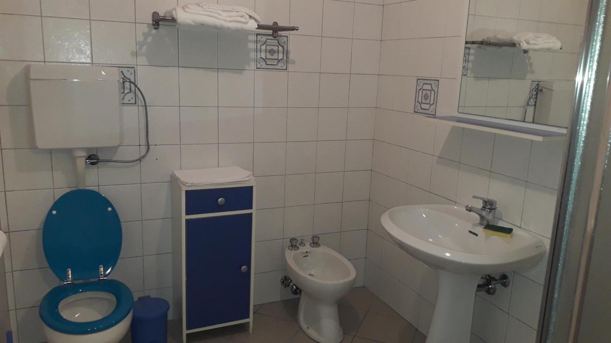 Casa Vacanze Iris, Appartamento Turistico Ravenna Ngoại thất bức ảnh